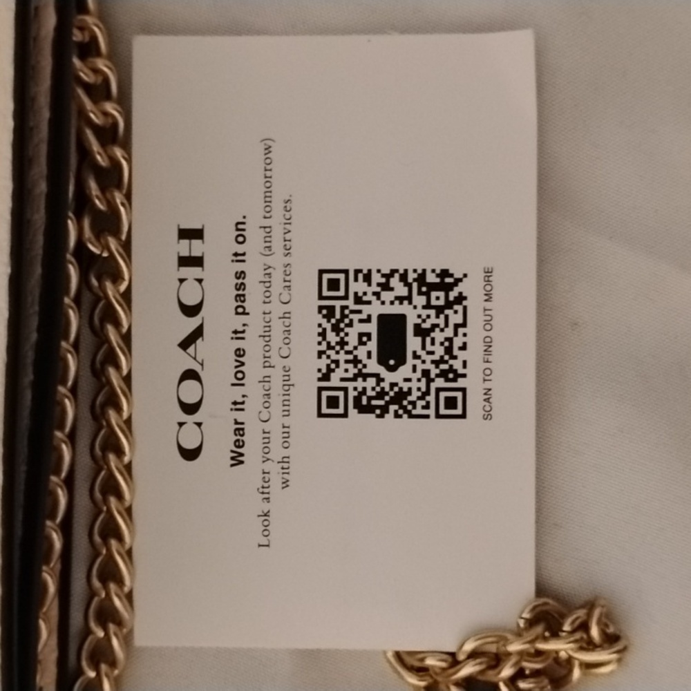 Coach Mini Wallet On A Chain Clutch Crossbody Strawberries NWT - Picture 4 of 10